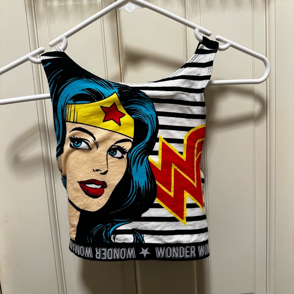 Rare Wonder Woman Crop Nwot